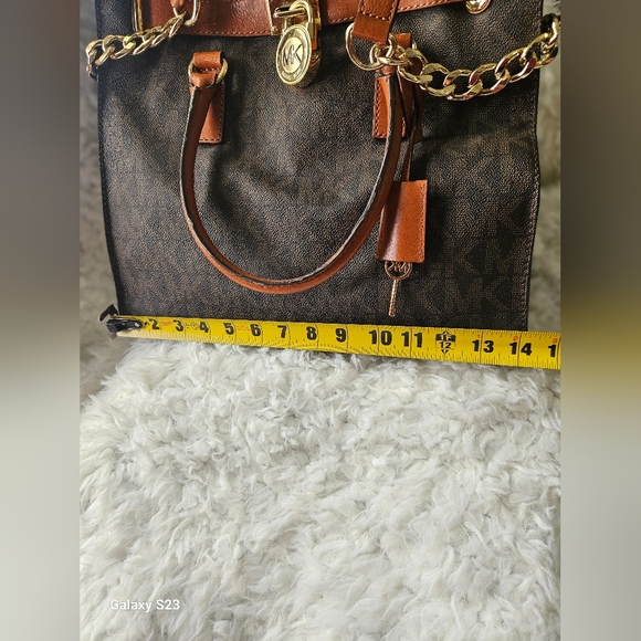 Michael Kors Brown Signature Tote Bag - Picture 4 of 15